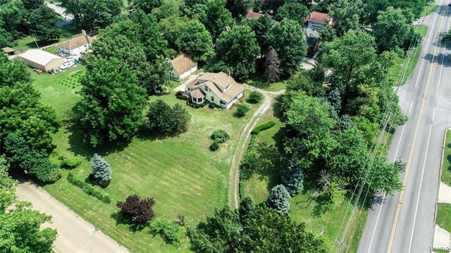 Property Photo: 10504 Bellefontaine Road 63137