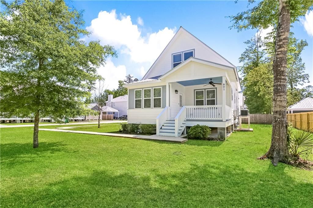 Property Photo: 801 Coffee Street LA 70448