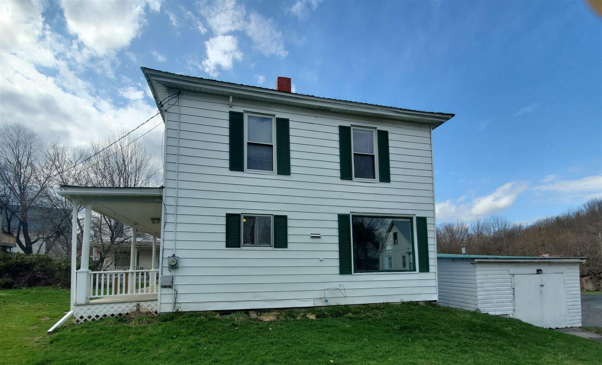 Property Photo:  4 Cedarbrook Avenue  VT 05654 