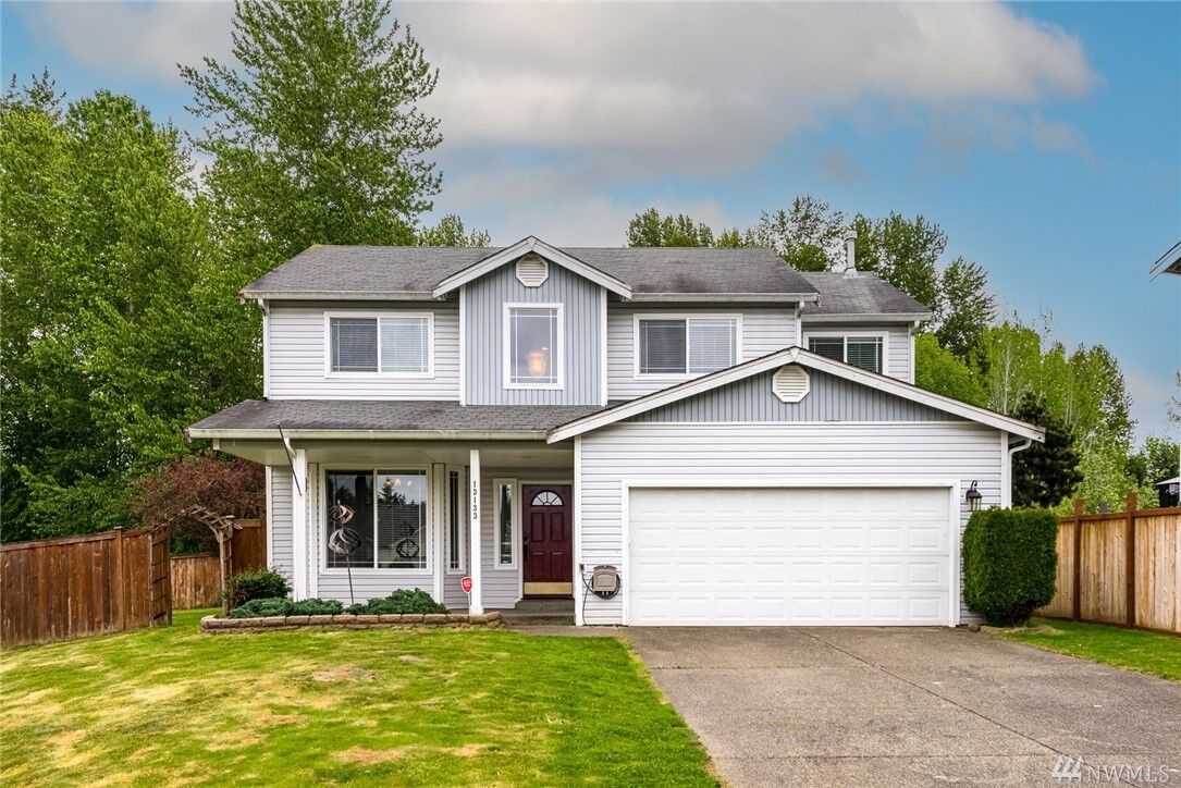 Property Photo:  13133 89th Ave E  WA 98373 