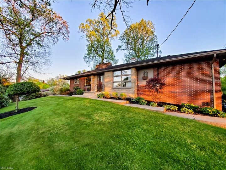 2228 Auberry Drive  Akron OH 44312 photo