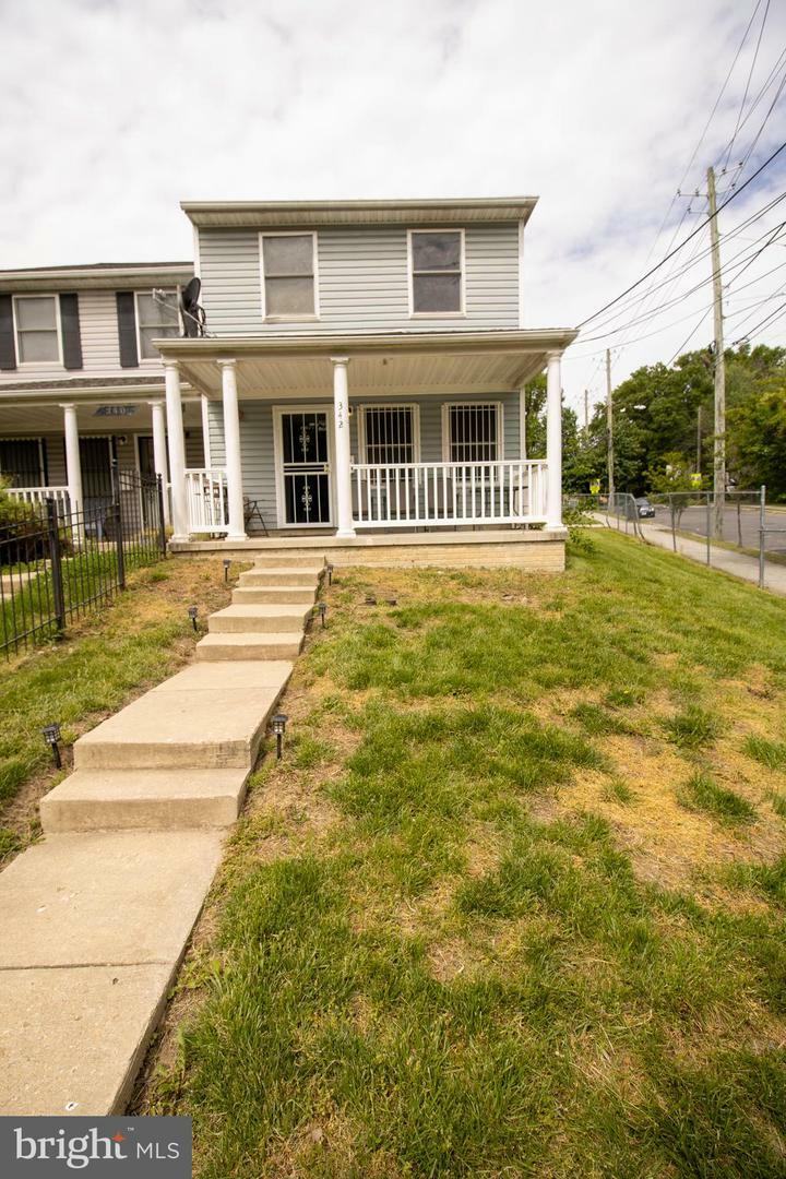 Property Photo:  342 55th Street NE  DC 20019 