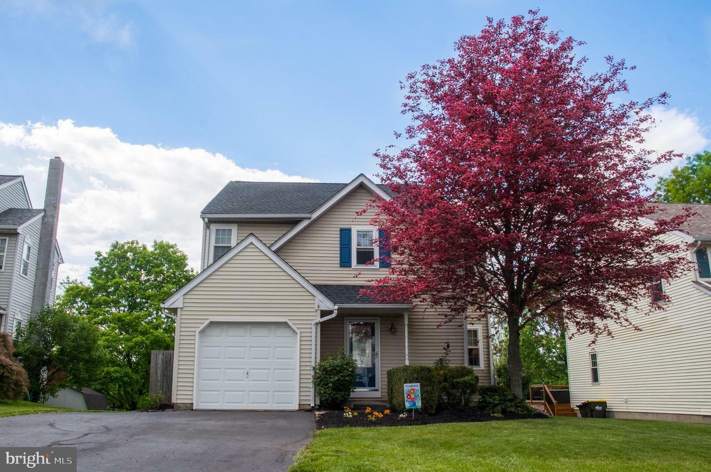 Property Photo:  557 Coventry Circle  PA 18969 