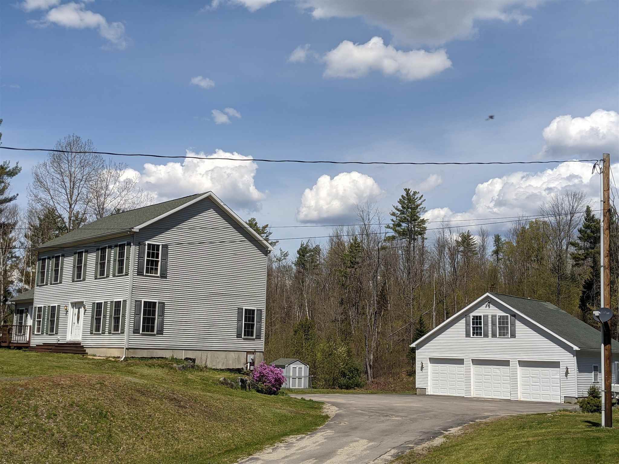 Property Photo:  10 Mayberry Lane  NH 03584 