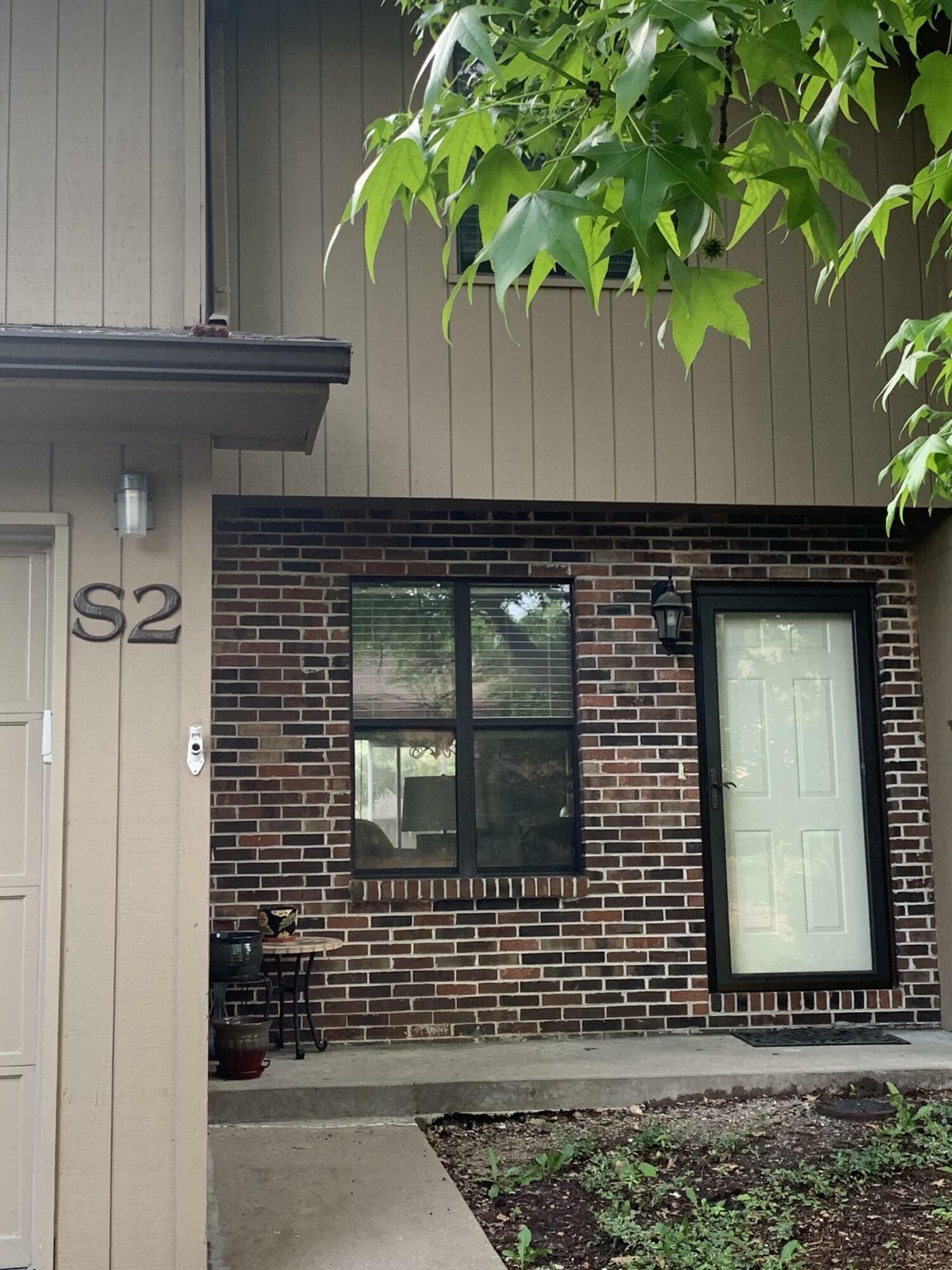 Property Photo:  2801 W Broadway  MO 65203 