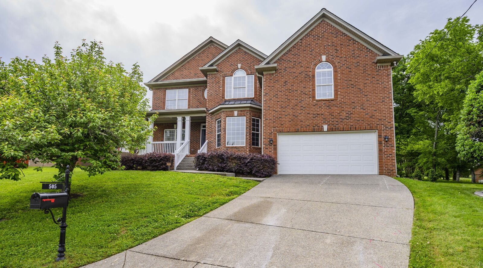 Property Photo:  505 Appleseed Ct  TN 37013 