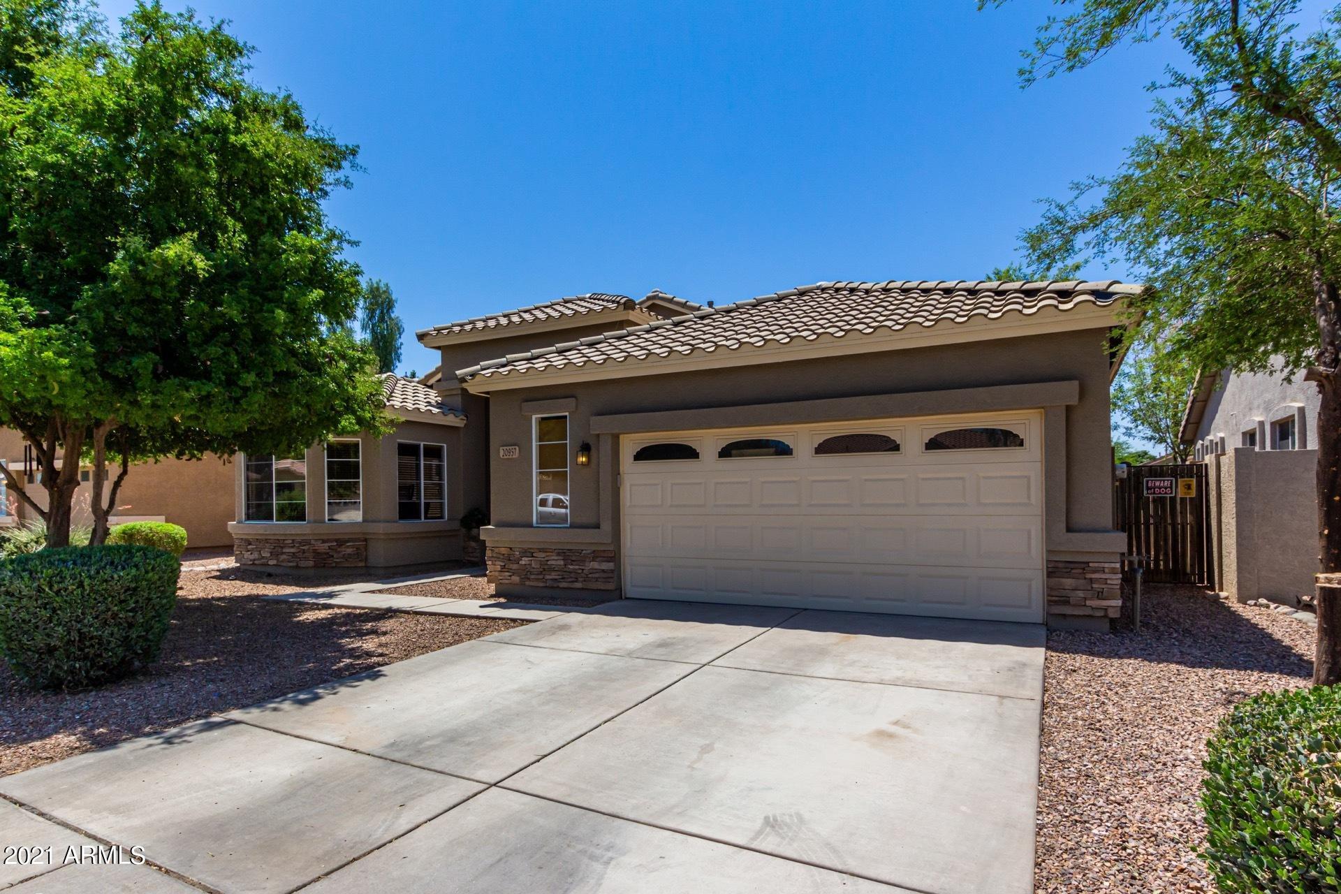Property Photo: 20957 E Via Del Rancho -- AZ 85142