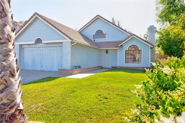 Property Photo: 29111 Diablo Place CA 91384
