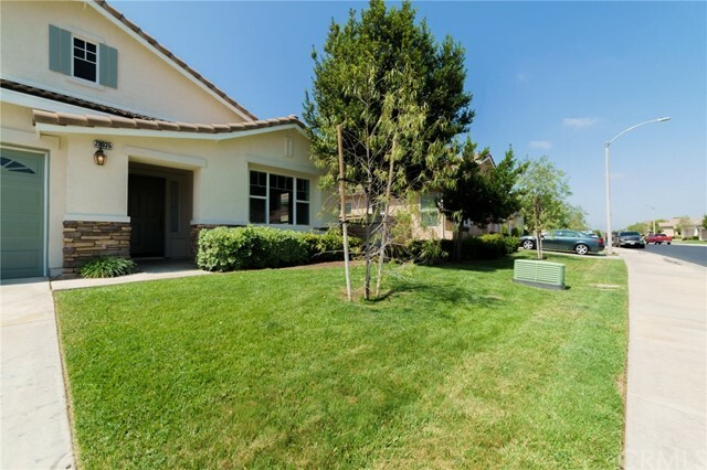 Property Photo:  28035 Whisperwood Drive  CA 92584 