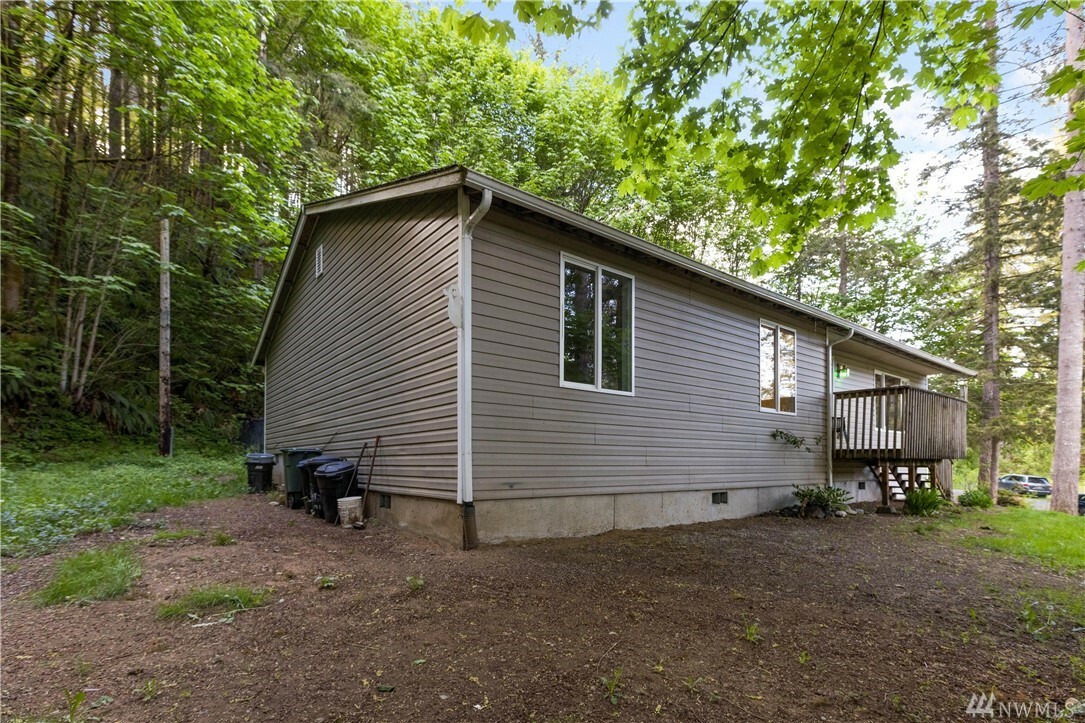 Property Photo:  61 NE Steelhead Dr N  WA 98528 