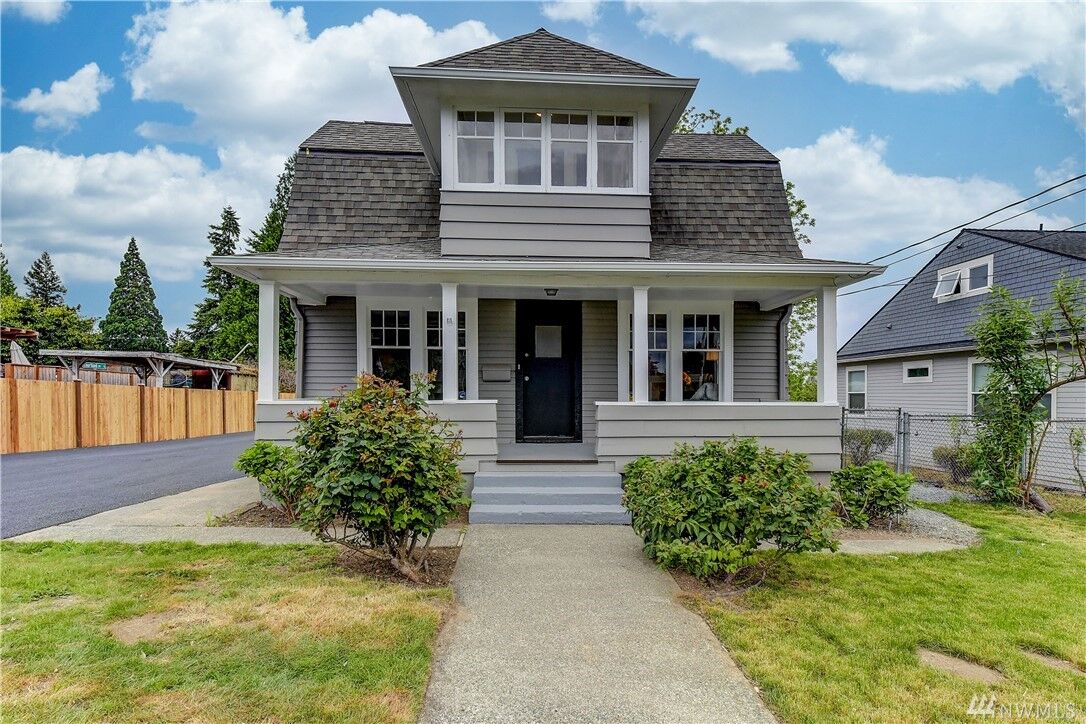 Property Photo:  10225 57th Ave S  WA 98178 