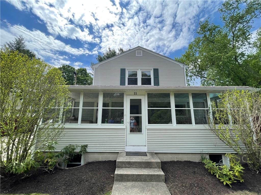 Property Photo:  33 Abbott Av  RI 02886 
