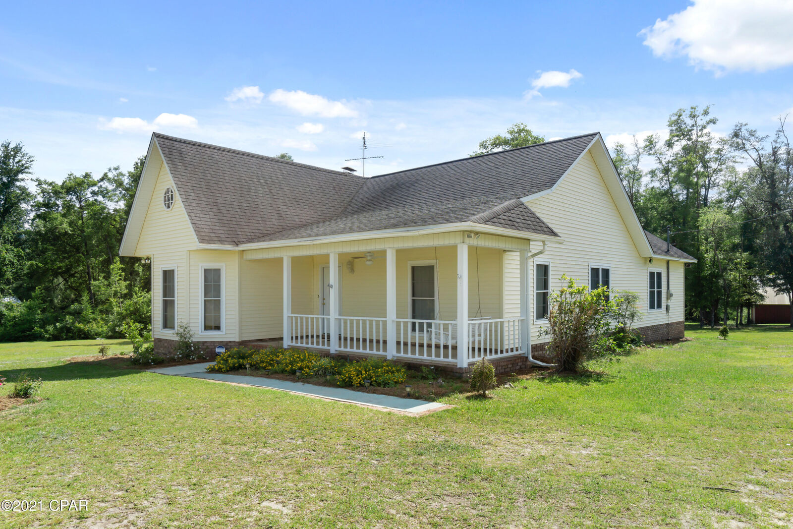 Property Photo: 1710 Piney Grove Road FL 32428