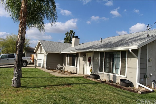 Property Photo:  34914 County Line Road  CA 92399 