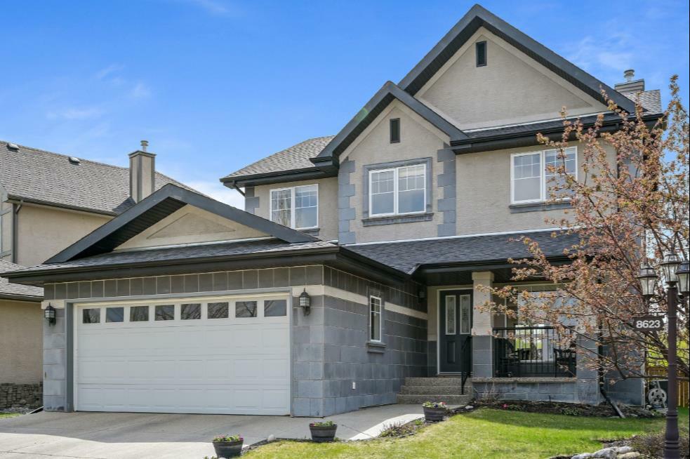 Property Photo: 8623 Wentworth Drive SW AB T3H 5K2