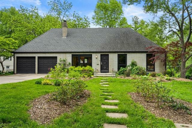 Property Photo:  7647 Aberdeen Street  KS 66208 