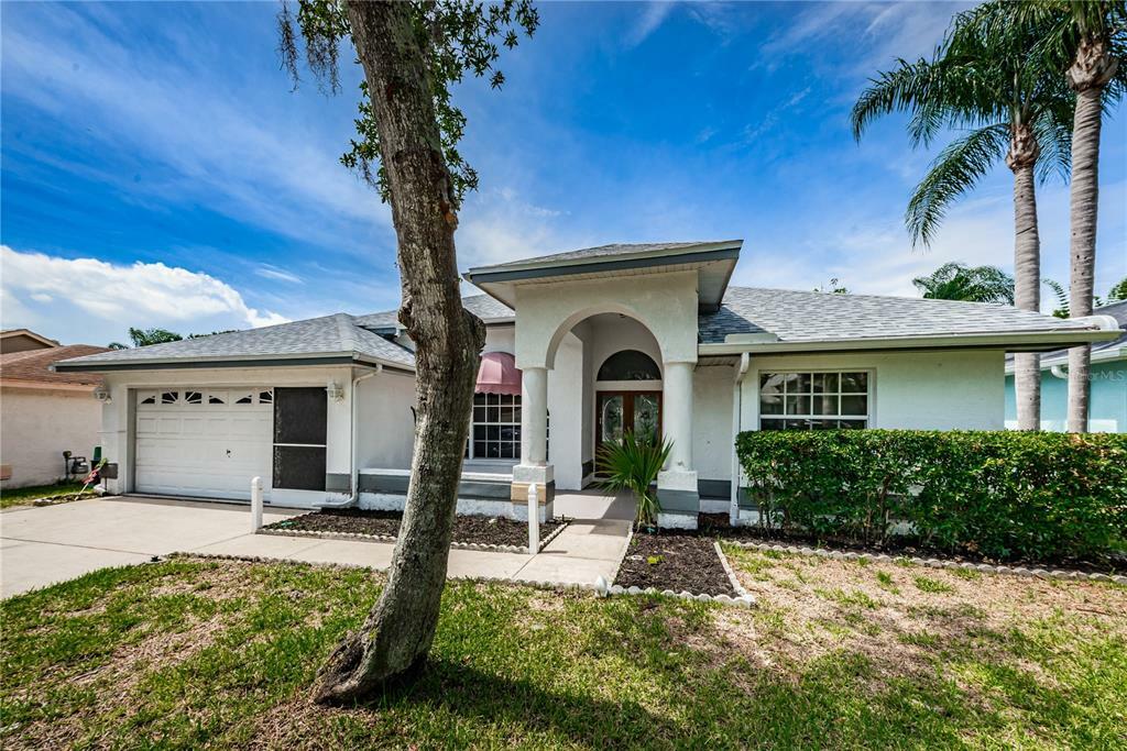 Property Photo:  1113 Clippers Way  FL 34689 