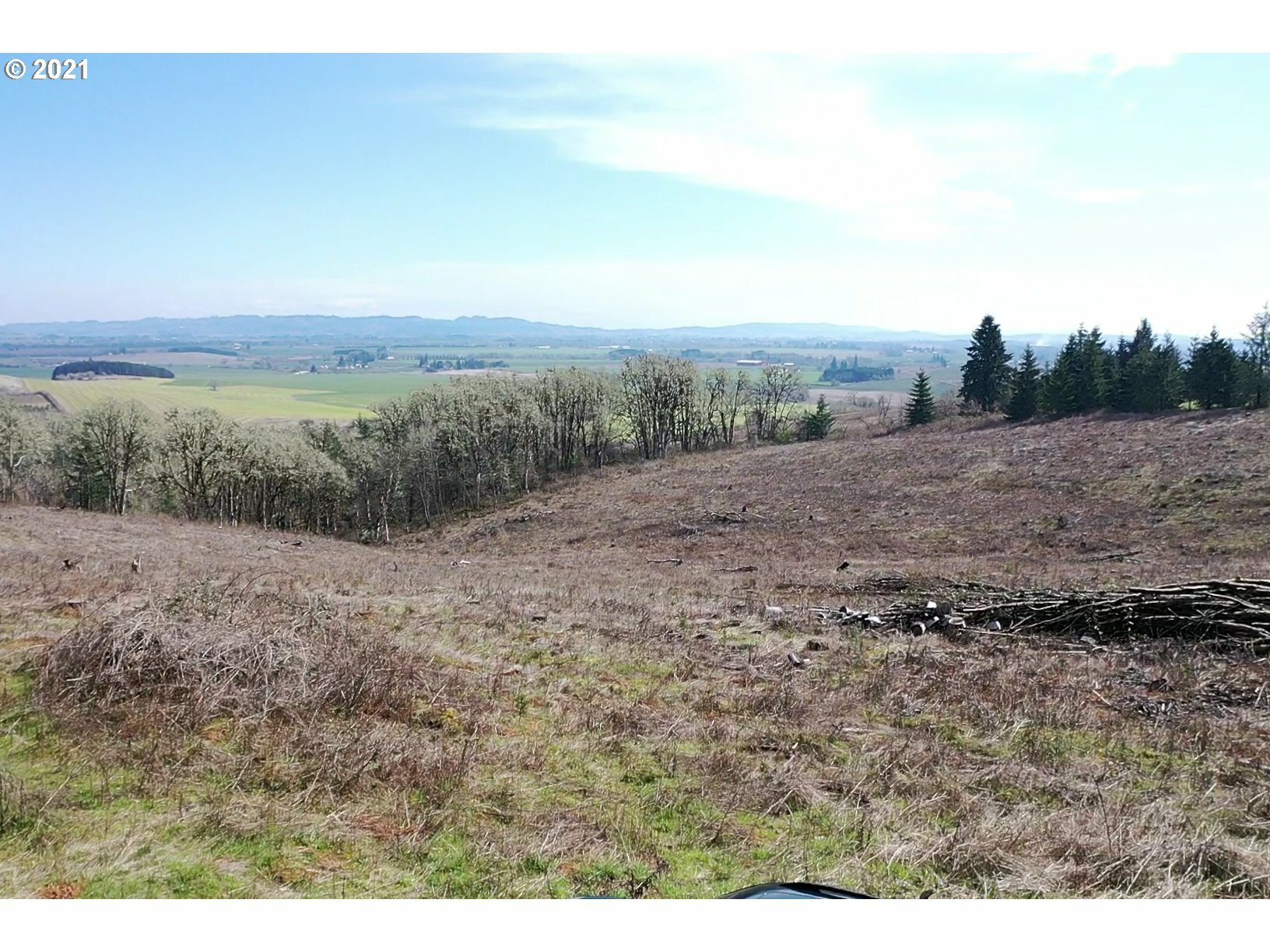 Property Photo: 0 Red Hawk Ln 3 OR 97378