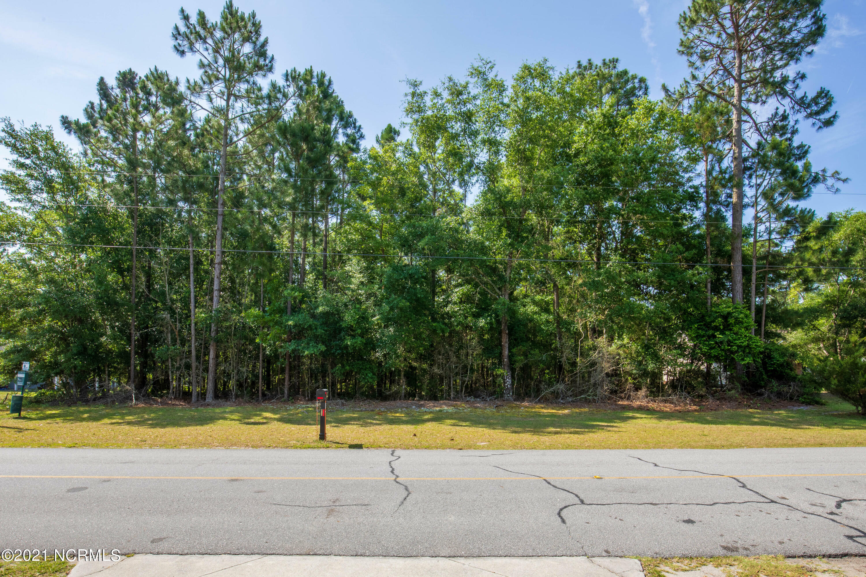 Property Photo:  1635 Chadwick Shores Drive  NC 28460 