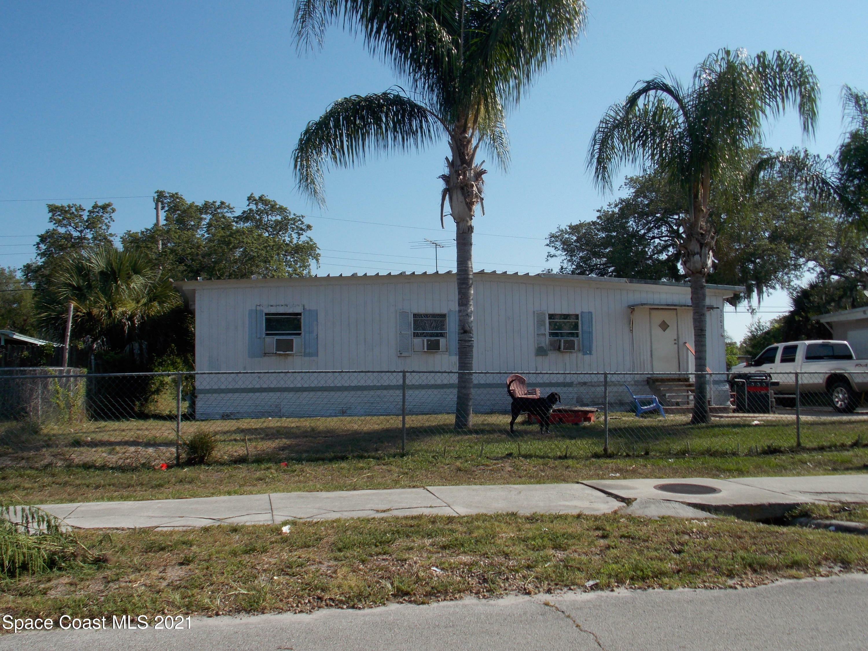 Property Photo:  3202 Brockett Road  FL 32754 