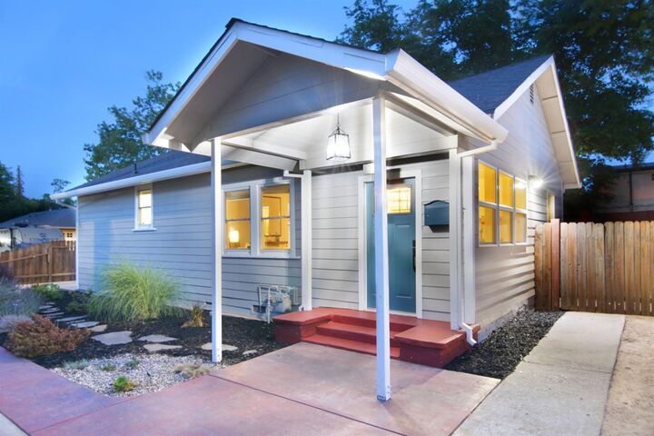 5124 Roemer Lane  Sacramento CA 95820 photo