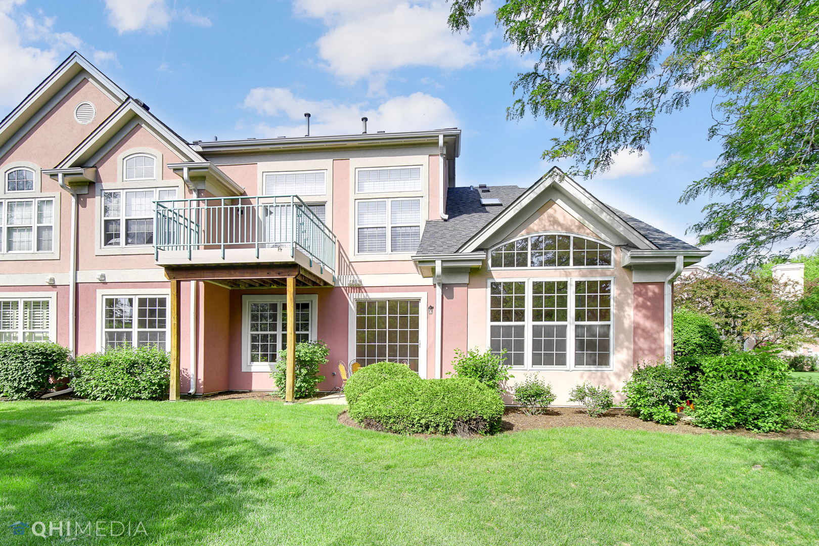 Property Photo:  3056 Lexington Lane  IL 60026 