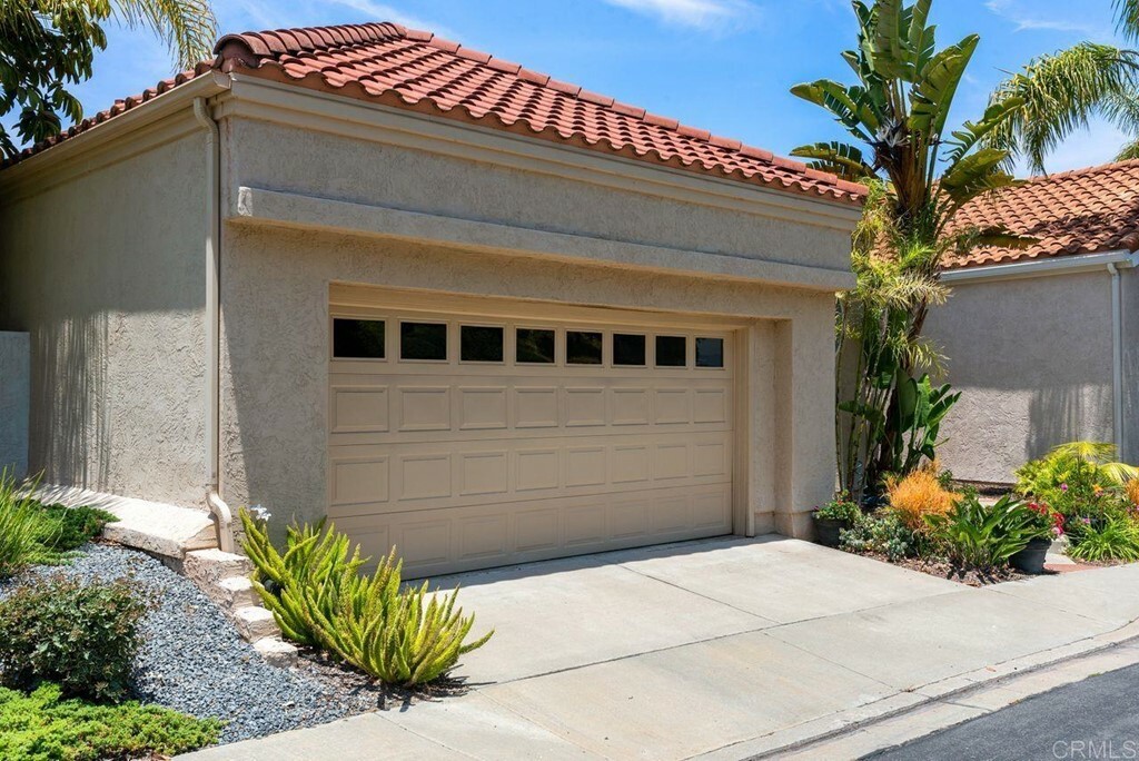 Property Photo:  1458 Hermosita Dr.  CA 92078 