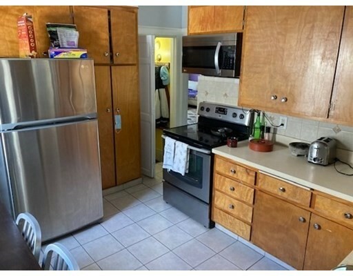 Property Photo: 14 Shakespeare Rd MA 02451