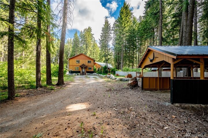 Property Photo: 22421 Stirrup St WA 98847