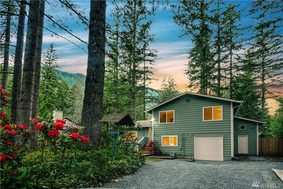 Property Photo: 17327 428th Ave SE WA 98045