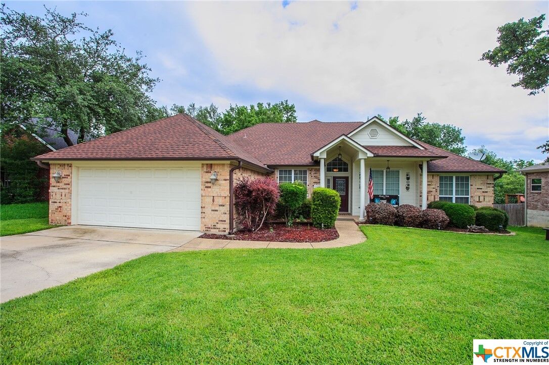 Property Photo: 2302 Red Rock Drive TX 76513