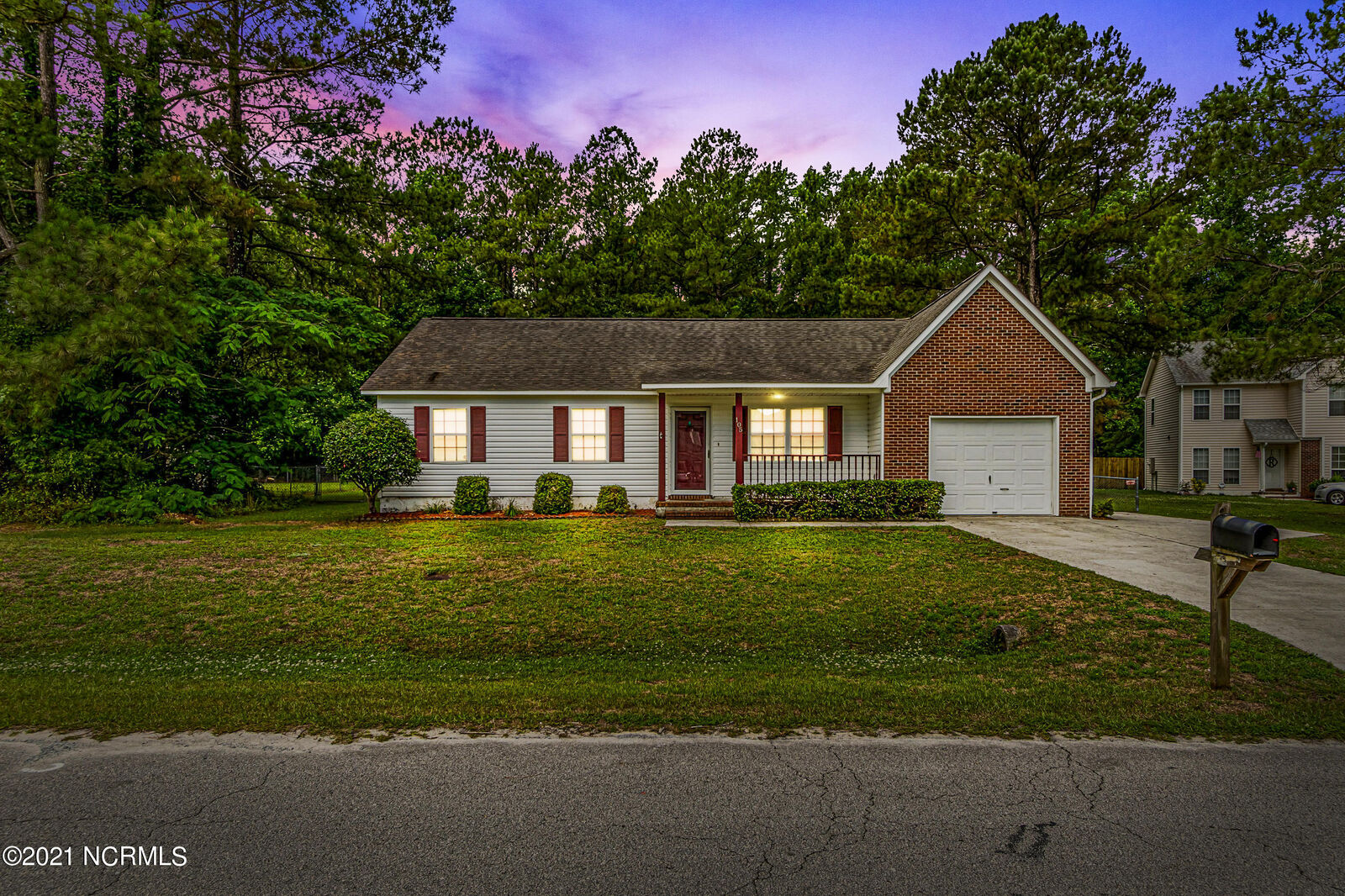 Property Photo:  105 Sweetwater Drive  NC 28540 