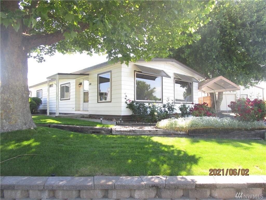 Property Photo: 7027 P Rd SE WA 98857