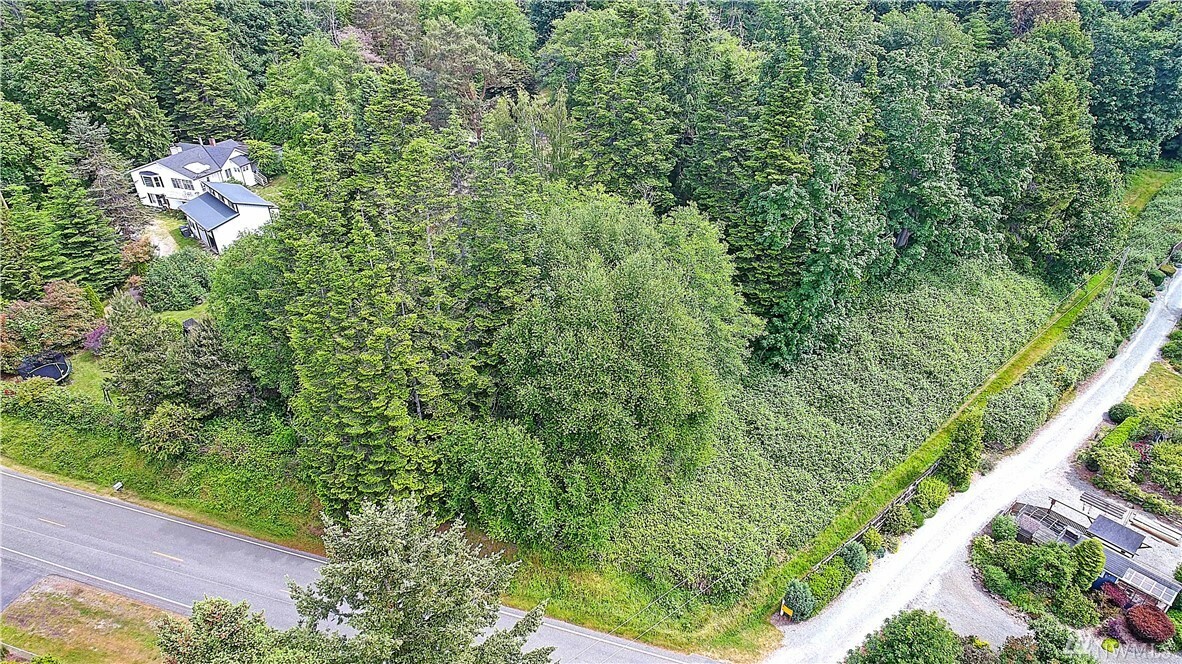 Property Photo:  4 Xxx South Camano Dr  WA 98282 