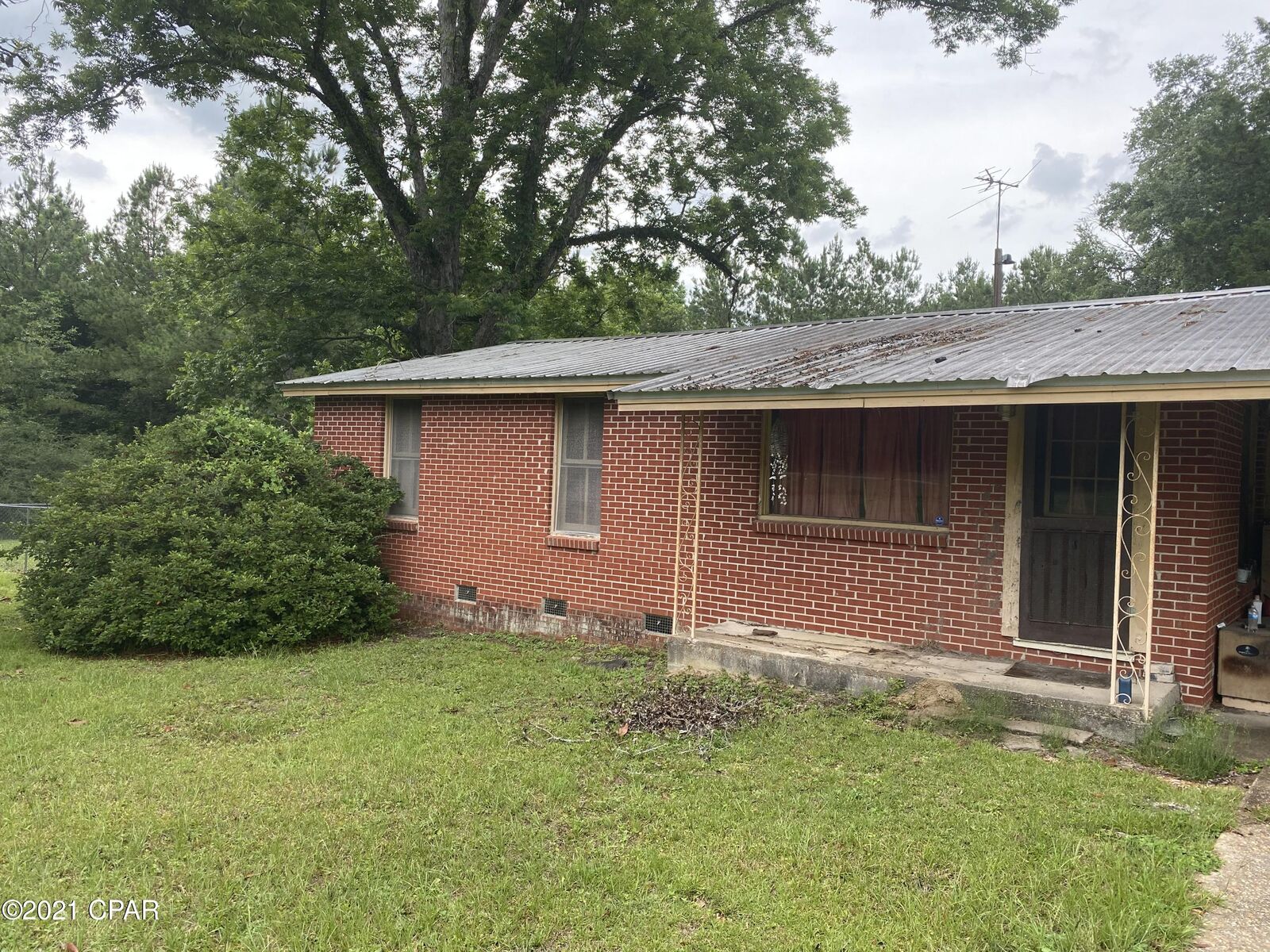 Property Photo:  940 Highway 277  FL 32428 