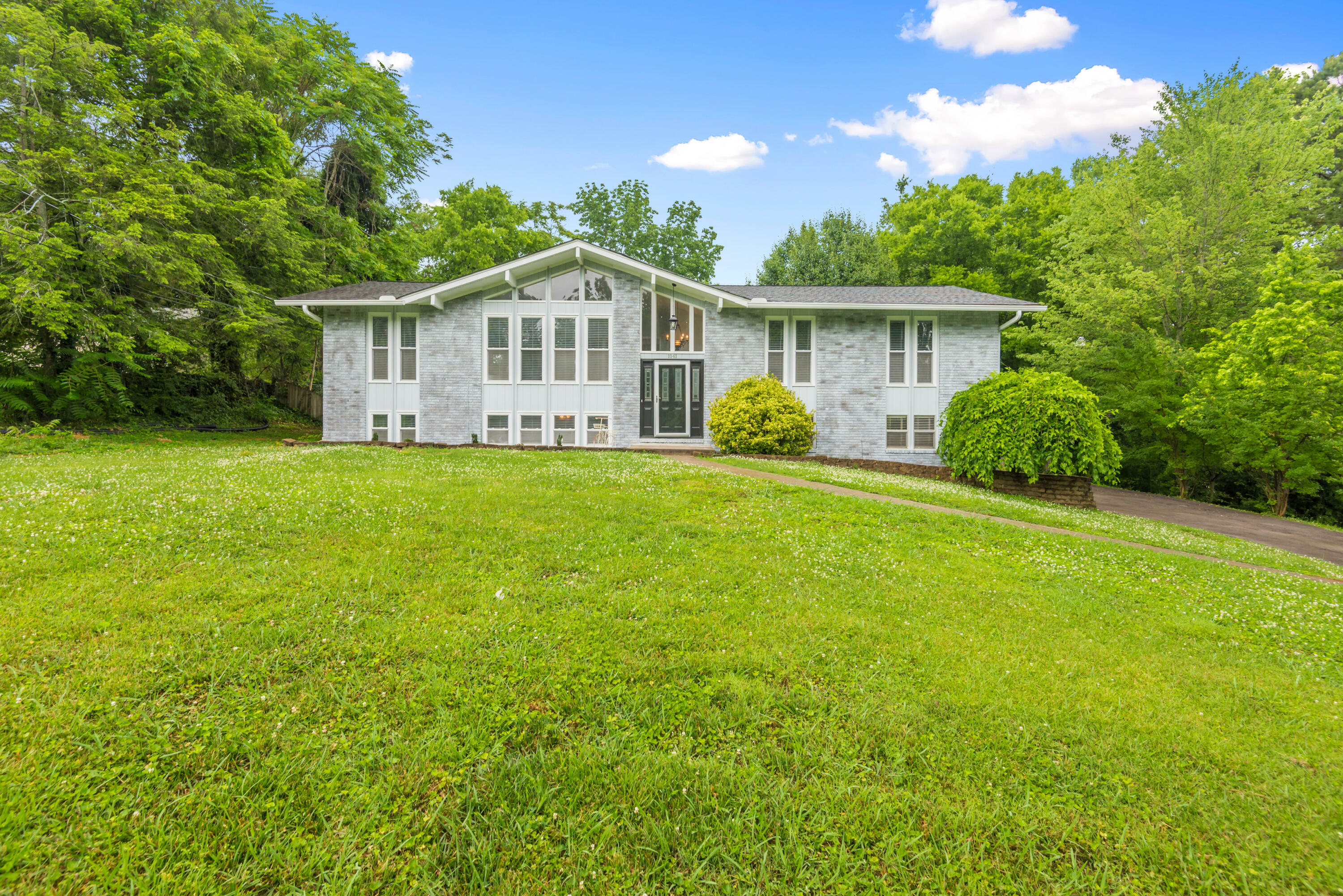 Property Photo:  1141 Venice Rd  TN 37923 