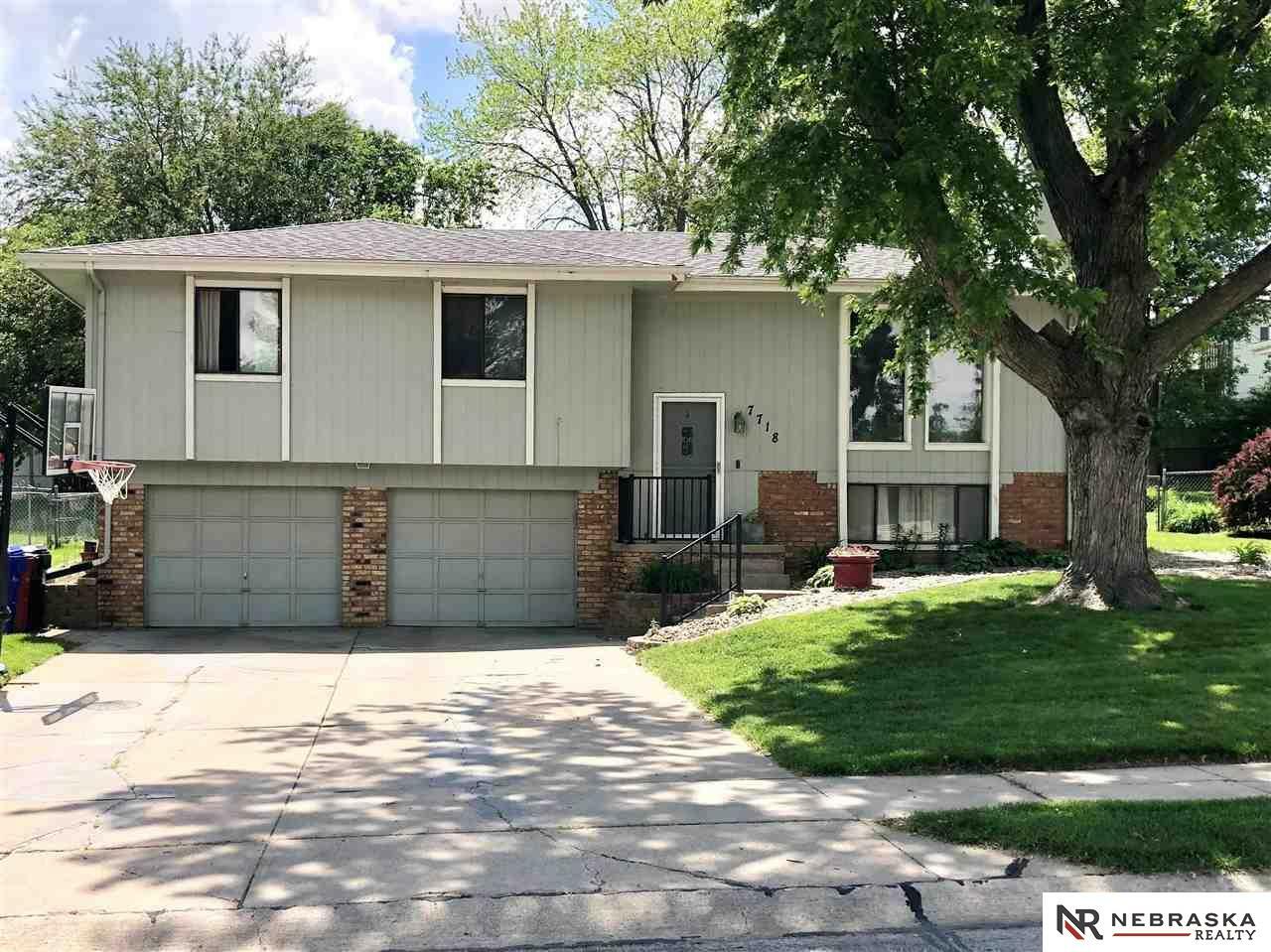 Property Photo:  7718 Meadow  NE 68128 