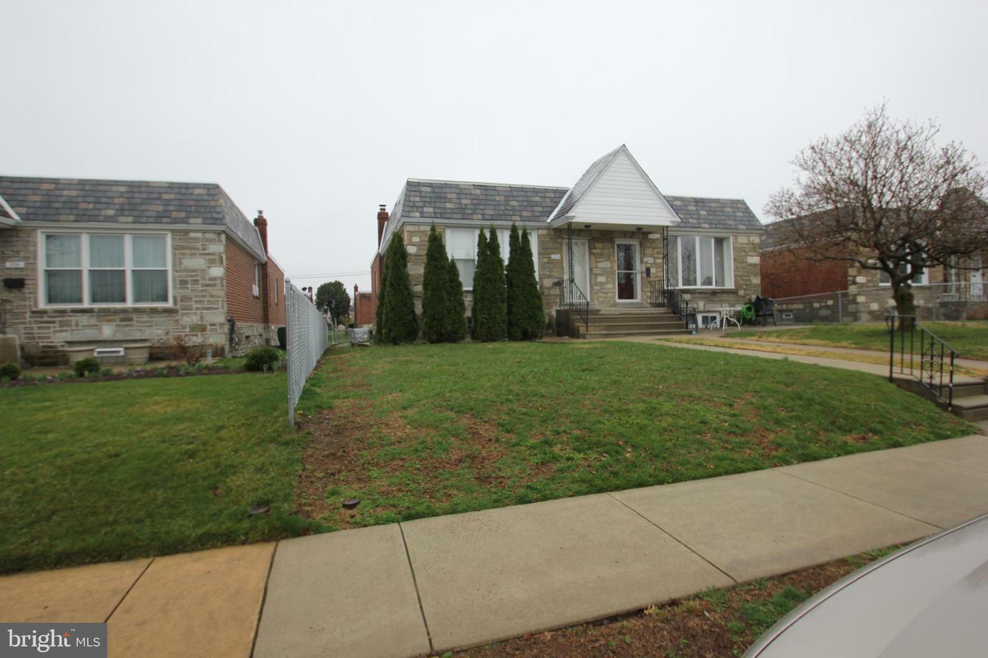 Property Photo:  1014 Borbeck Avenue  PA 19111 