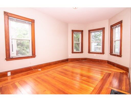 Property Photo: 21 Craigie St 1 MA 02143