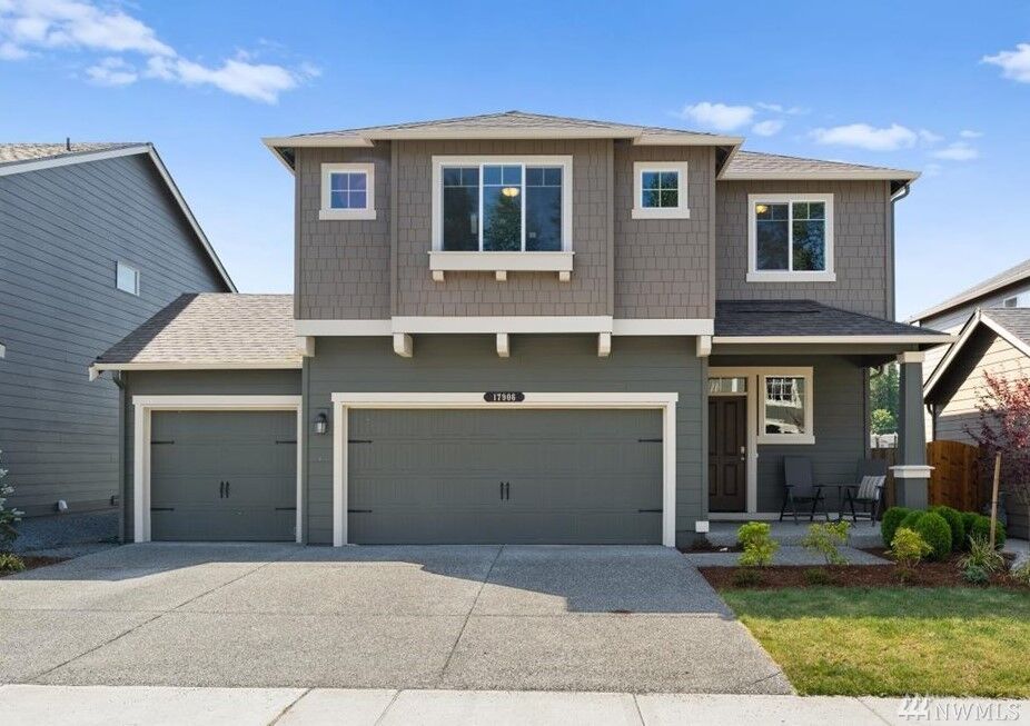 Property Photo: 17906 Mill Valley Rd WA 98252