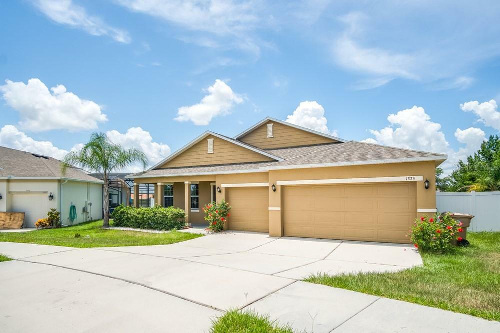 Property Photo:  1375 Water Willow Drive  FL 34736 