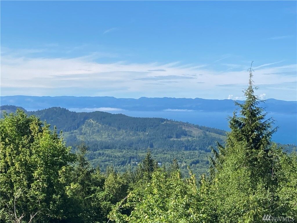 Property Photo:  999 Eagle Heights Rd  WA 98363 