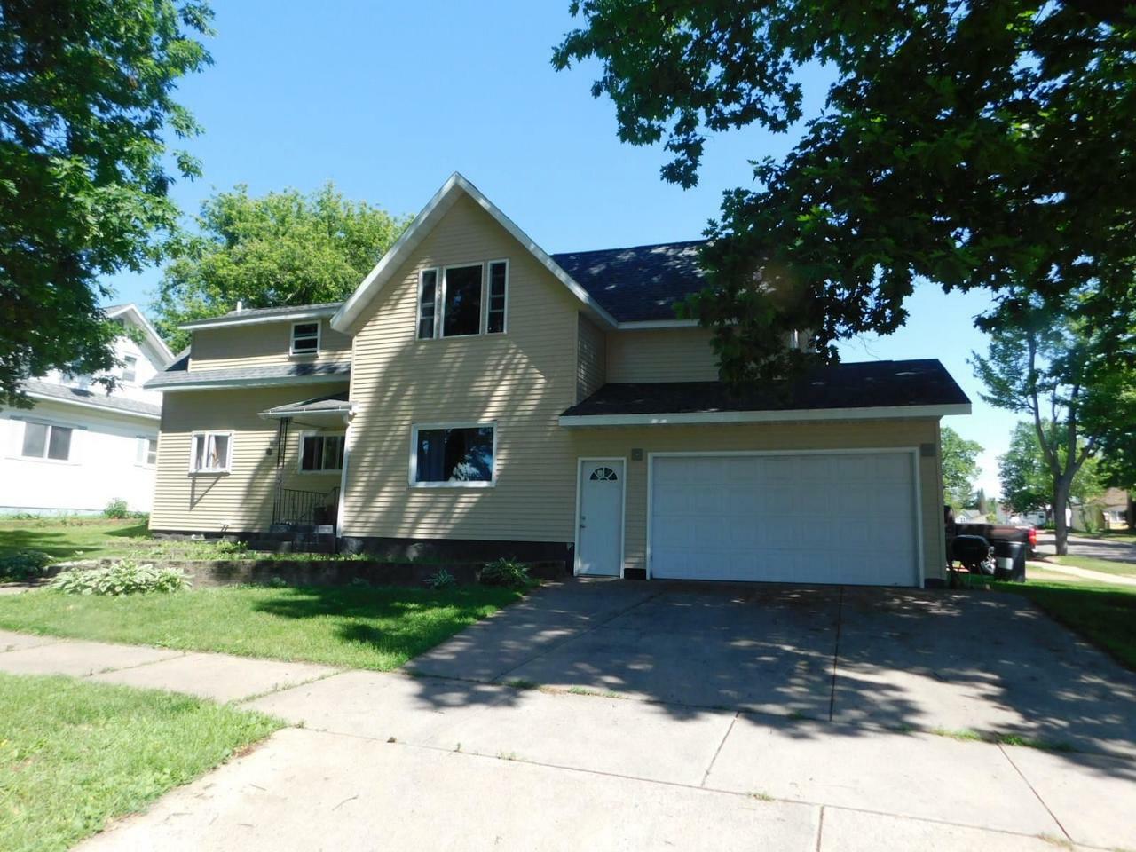 Property Photo:  1410 East 1st Street  WI 54452 