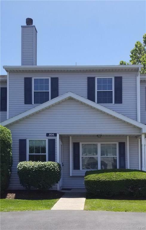 Property Photo:  806 Briarwood Drive  PA 18020 