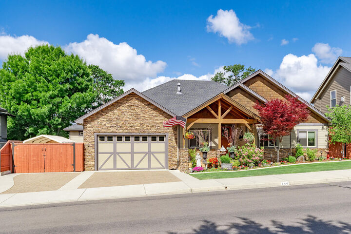 144 Ponderosa Way  Eagle Point OR 97524 photo