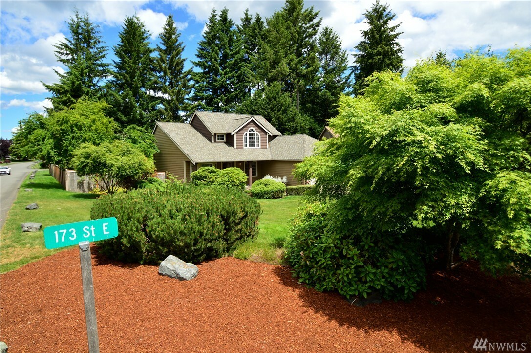 Property Photo:  8707 173rd St E  WA 98375 