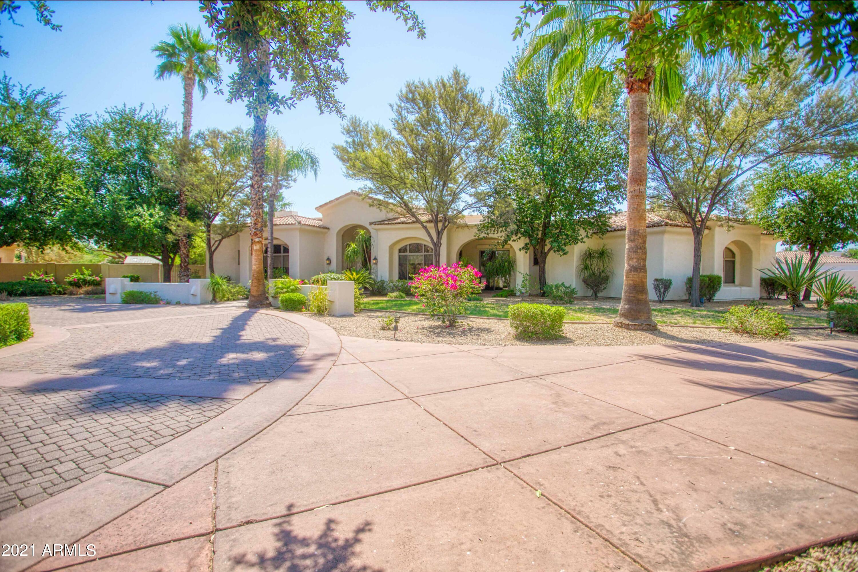 Property Photo:  9215 N Invergordon Road  AZ 85253 