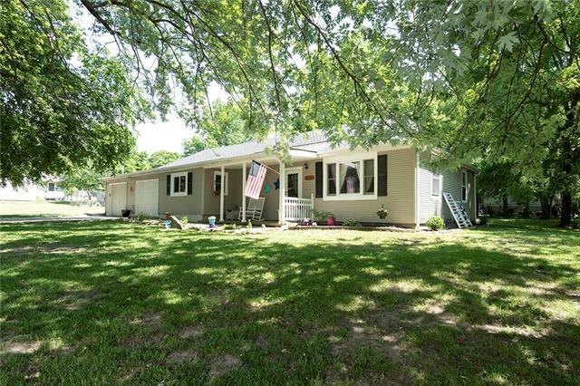 Property Photo:  507 W Lawrence Street  KS 66083 