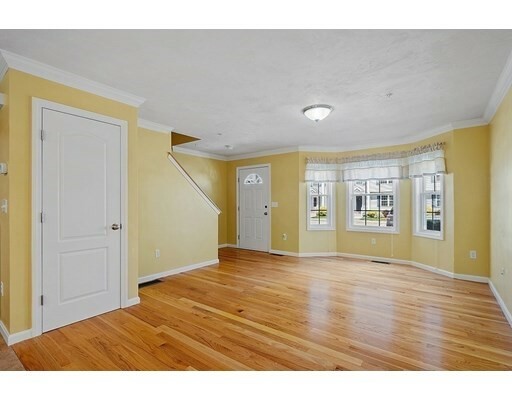 Property Photo:  27 Merrimac Way D  MA 01879 