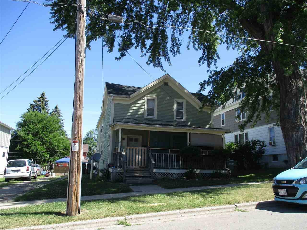 Property Photo:  116 Henry St  WI 53916 